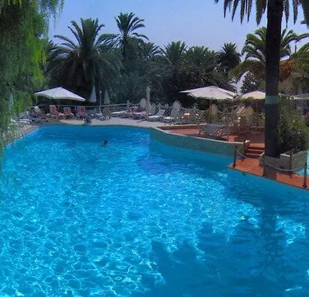 Grand De Londres Hotel 4*