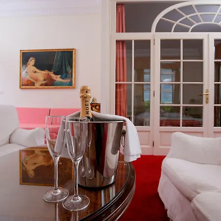 Hotel Grand De Londres 4*