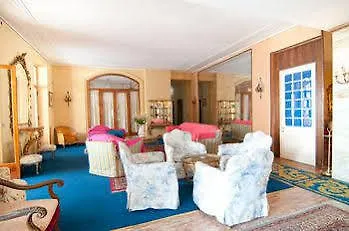 Hotel Grand De Londres 4*