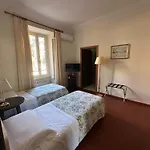 Grand De Londres Готель
