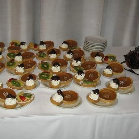 酒店 德隆德雷斯格兰德酒店 4*