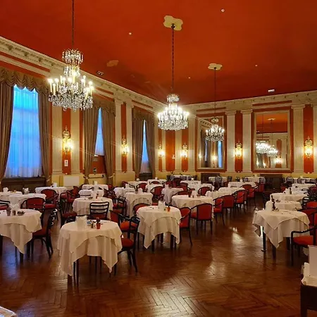 德隆德雷斯格兰德酒店