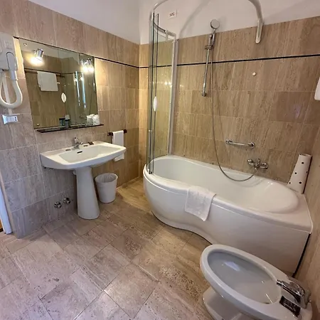 Hotel Grand De Londres Sanremo
