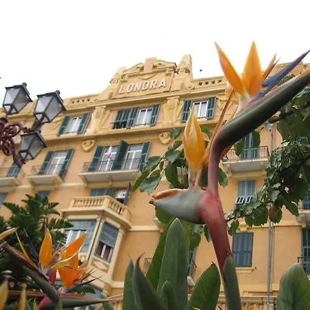 Hotel Grand De Londres 4*