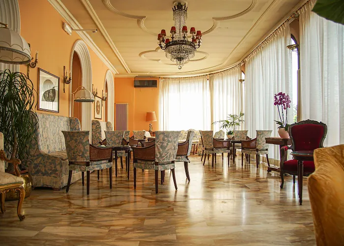 Grand De Londres Hotel San Remo