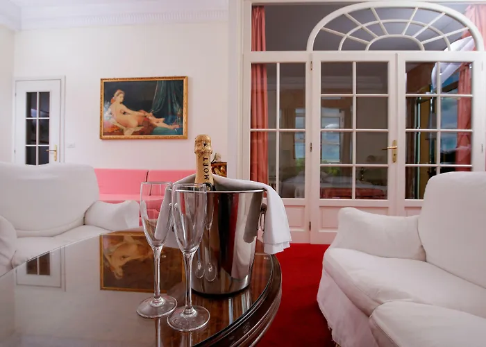 Hotel Grand De Londres 4*