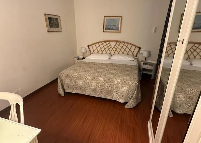 Grand De Londres Санремо