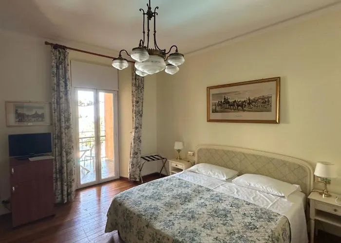 Grand De Londres 4* سانريمو